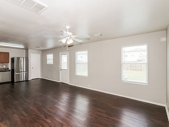 4th image of 3407 Dartmouth Field Ln