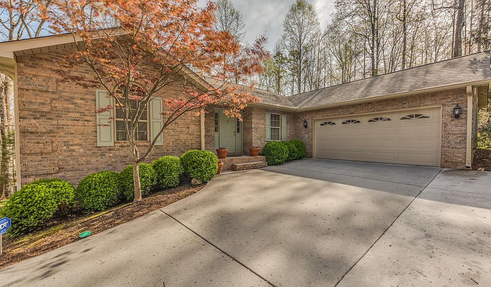 1st image of 2004 Sweetwood Ln