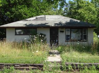 213 Elm St, Joliet, IL 60433