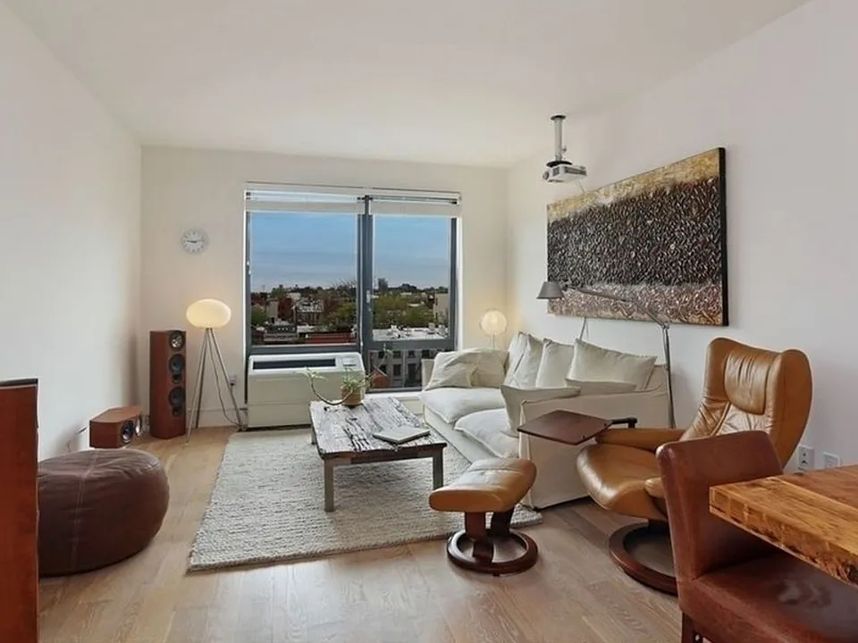 267 Pacific St #602