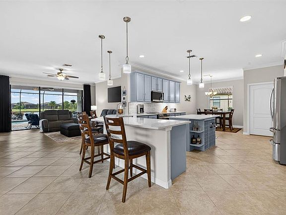 3rd image of 6749 WILD LAKE TERRACE