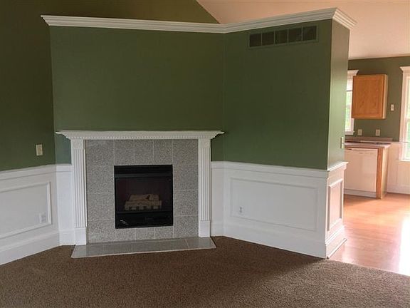 5th image of 8490 Barrington Dr
