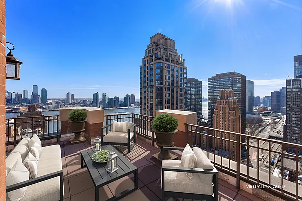 Rented by Douglas Elliman | media 7