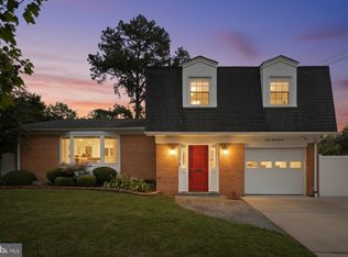 11811 Coldstream Dr, Rockville, MD 20854