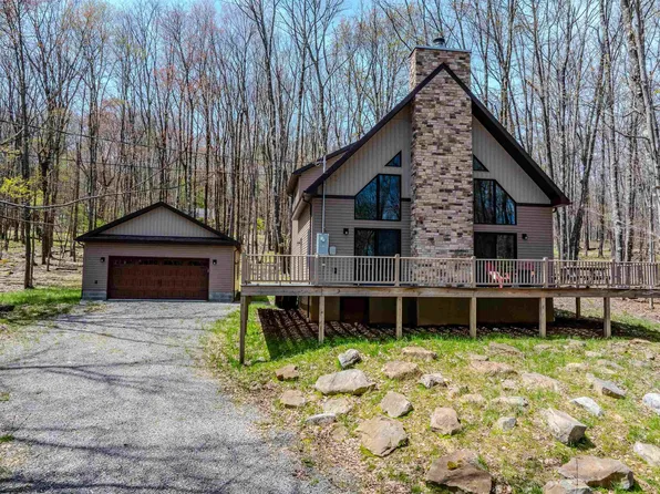 533 Windflower Dr, Terra Alta, WV 26764