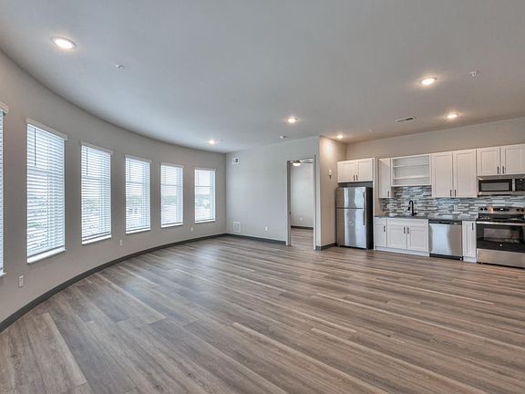 3rd image of 451 Murfreesboro Pike APT 221