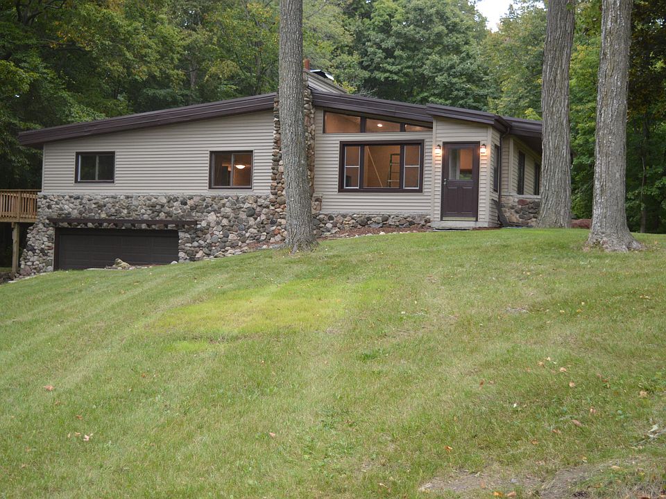 1st image of 3650 Lusan Dr