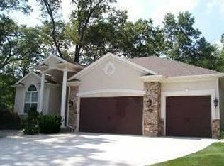 7353 Deer Trail Ct, Toledo, OH 43615