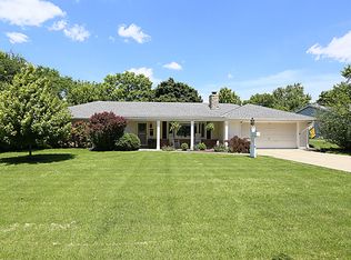 413 Parkway Dr, Wheaton, IL 60187