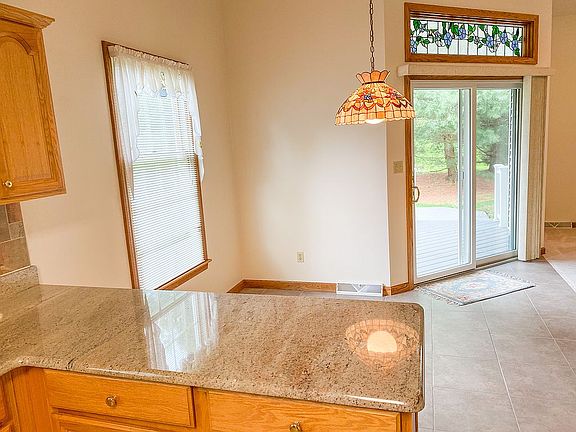 Kitchen to Deck
15 x 9 Kitch