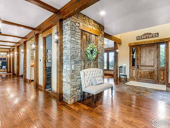 5th image of 17482 Foxtail Ct