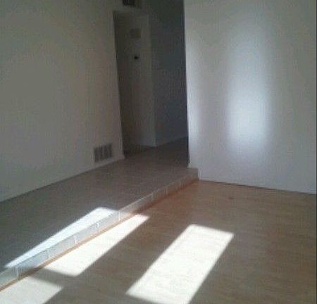 4th image of 4805 Baja Ct NE
