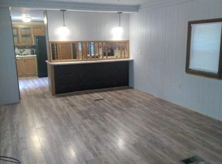 917 Milford Rd, Dingmans Ferry, PA 18328