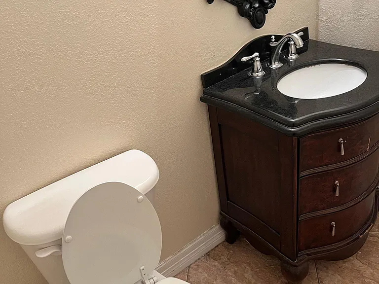 18195 King Palm Dr — Photo 15