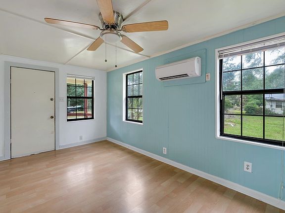4th image of 422 Alpha Ave