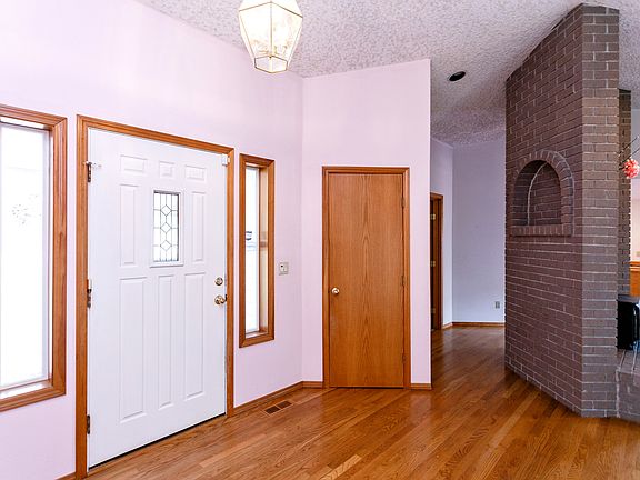 3rd image of 12411 NE 44th Ave