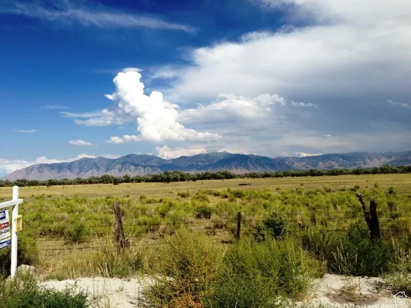 601 E Clay St, Grantsville, UT 84029