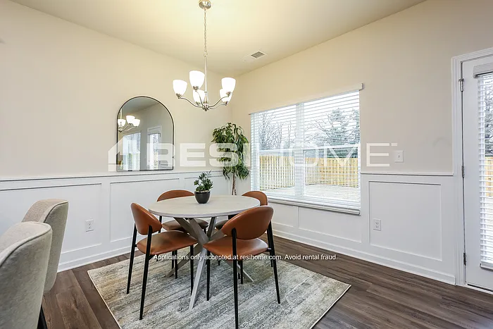 309 Georges Ln — Photo 6