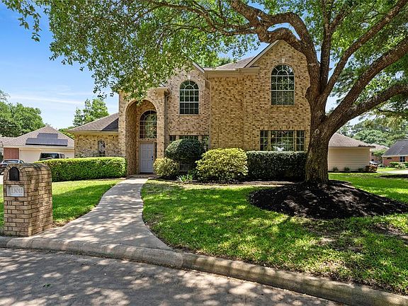 2nd image of 13011 Rosewood Glen Drive
