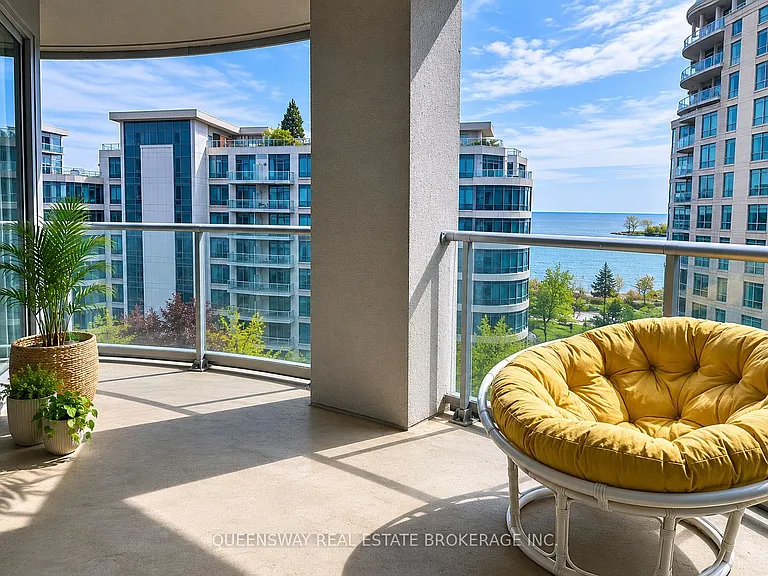 2087 Lake Shore Blvd W #804 — Photo 8