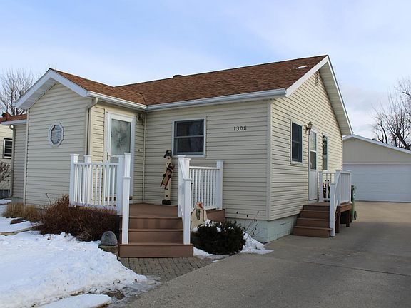 2nd image of 1308 Smith Ave