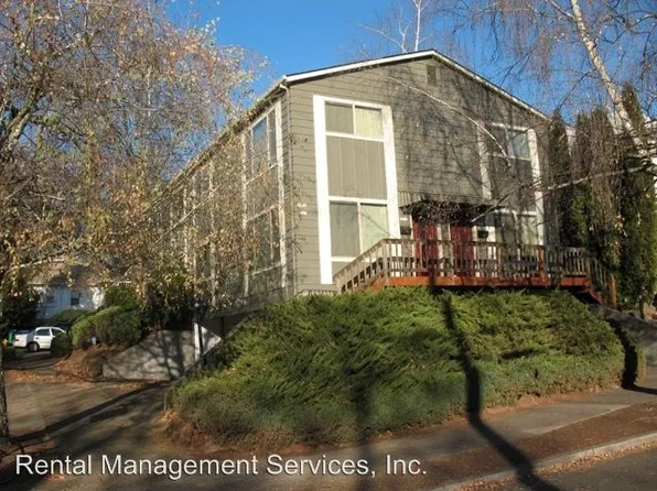 2903-2909 SE Pine St, Portland, OR 97214