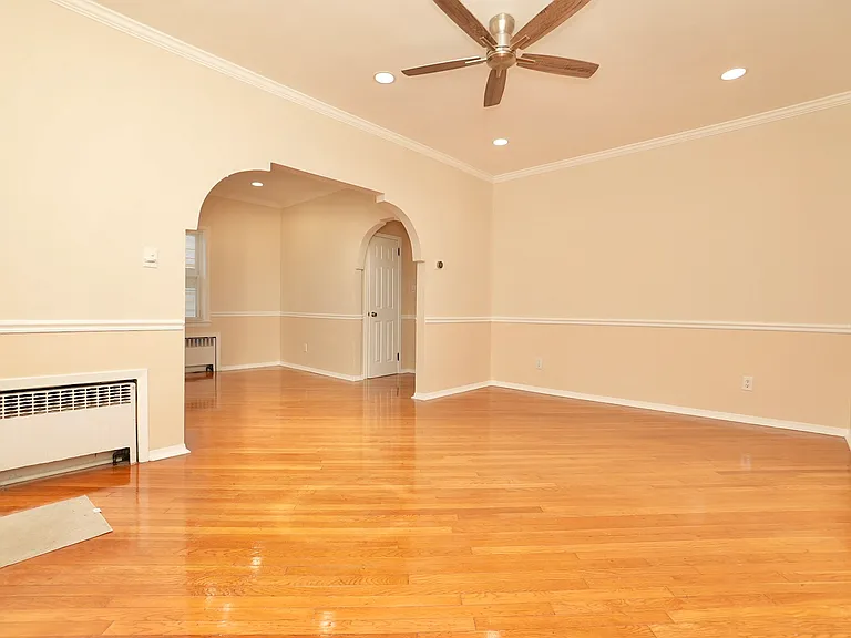 127 Brighton Ave #1 — Photo 9