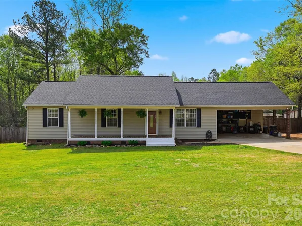 1214 Eastcreek Rd, Fort Lawn, SC 29714
