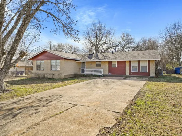 1611 Frederick St, Lancaster, TX 75134