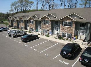 411 S Kendall St, Aurora, IL 60505