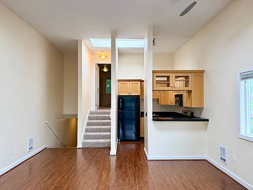 804 Market St Photo 1