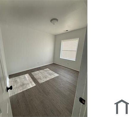 2nd image of 33 N Lorel Ave APT 2W
