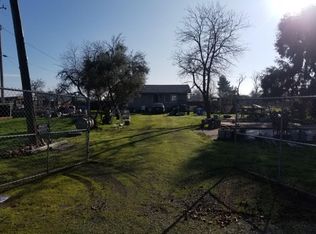 1124 Murphy Rd, Olivehurst, CA 95961