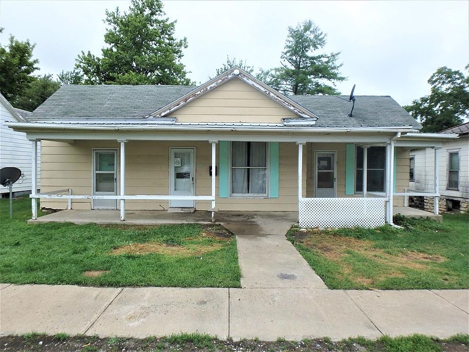 1st image of 207 N 2nd St