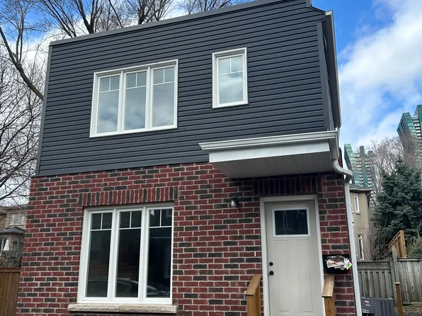 12 Franklin Ave, Toronto, ON