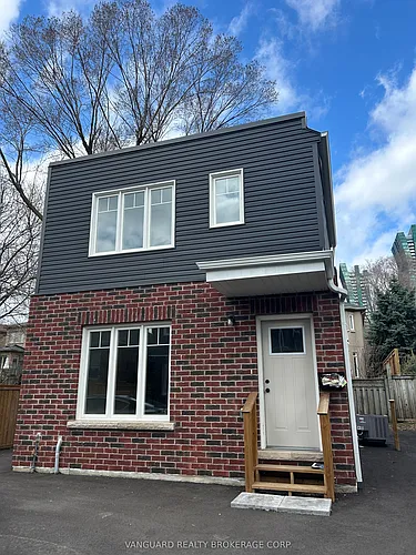 12 Franklin Ave #D Photo 1