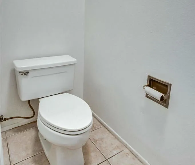 508 Village Rd — Photo 33