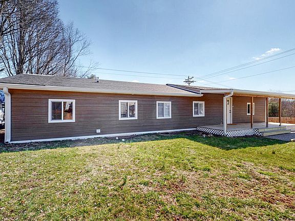 3rd image of 354 Ethel Dr
