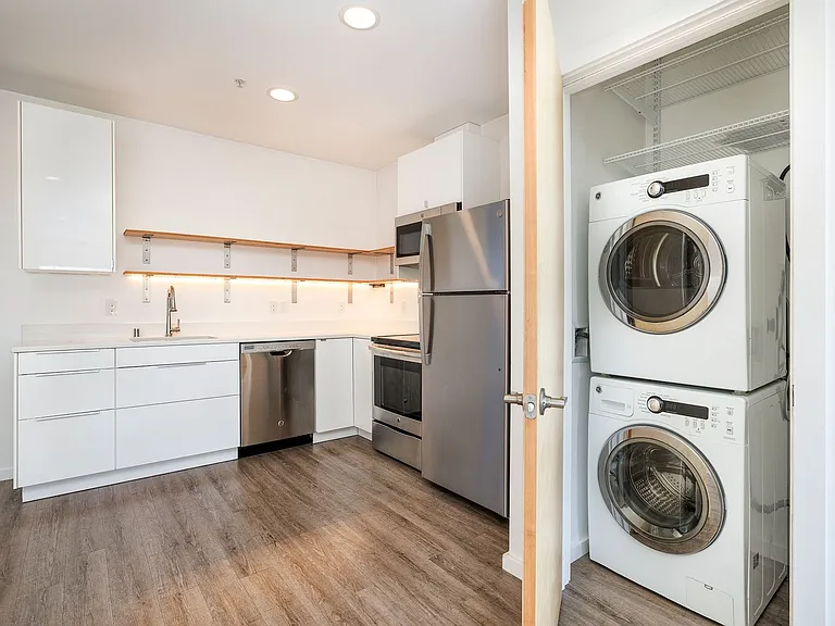 1410 S King St #8 — Photo 8