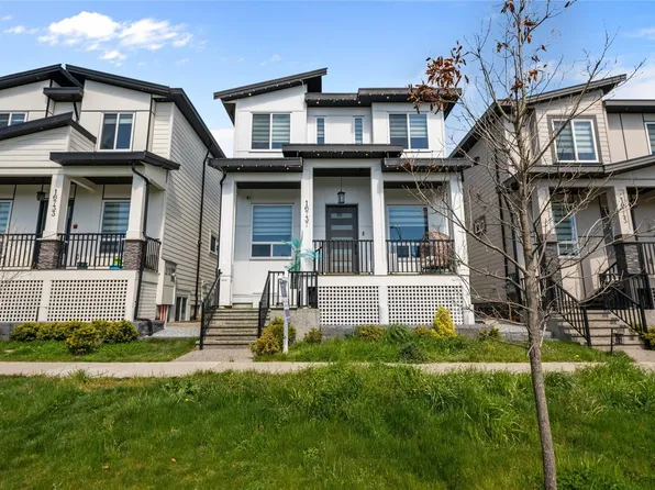 16737 15a Ave, Surrey, BC V4A 1L5