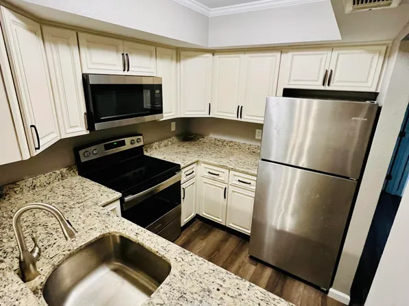 1548 SE Royal Green Circle #105, Port St Lucie, FL 34952