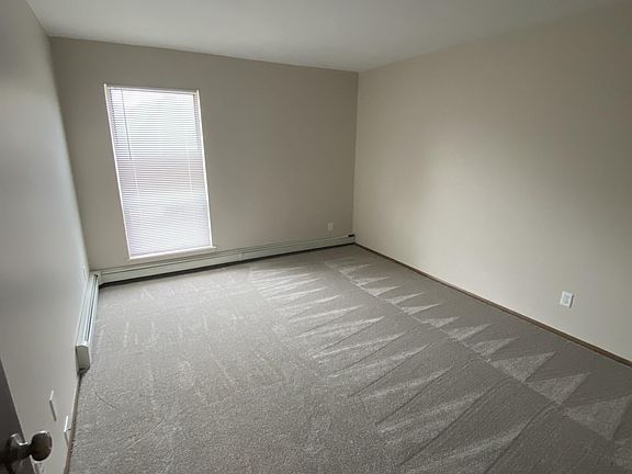 5th image of 501 Wisconsin Ave APT 204