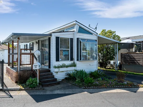 19776 SE Stark St Unit 58, Portland, OR 97233