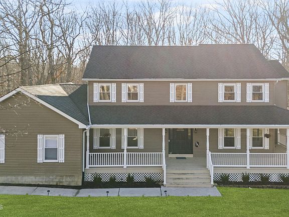 2nd image of 781 Harmony Road