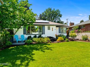 216 S 35th Ave, Yakima, WA 98902