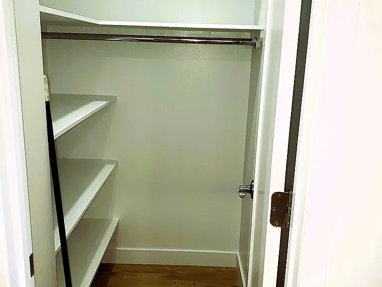 58-12 Queens Blvd #6G — Photo 7