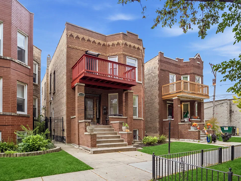 3975 W Barry Ave #1