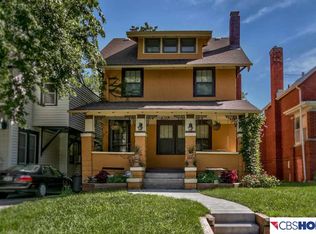 923 S 36th St, Omaha, NE 68105