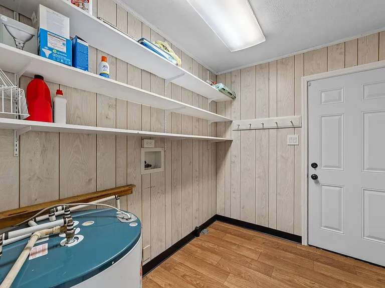 204 McNeill Rd — Photo 11