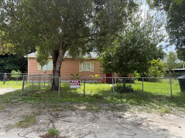 3826 Pearl St, Fort Myers, FL 33916